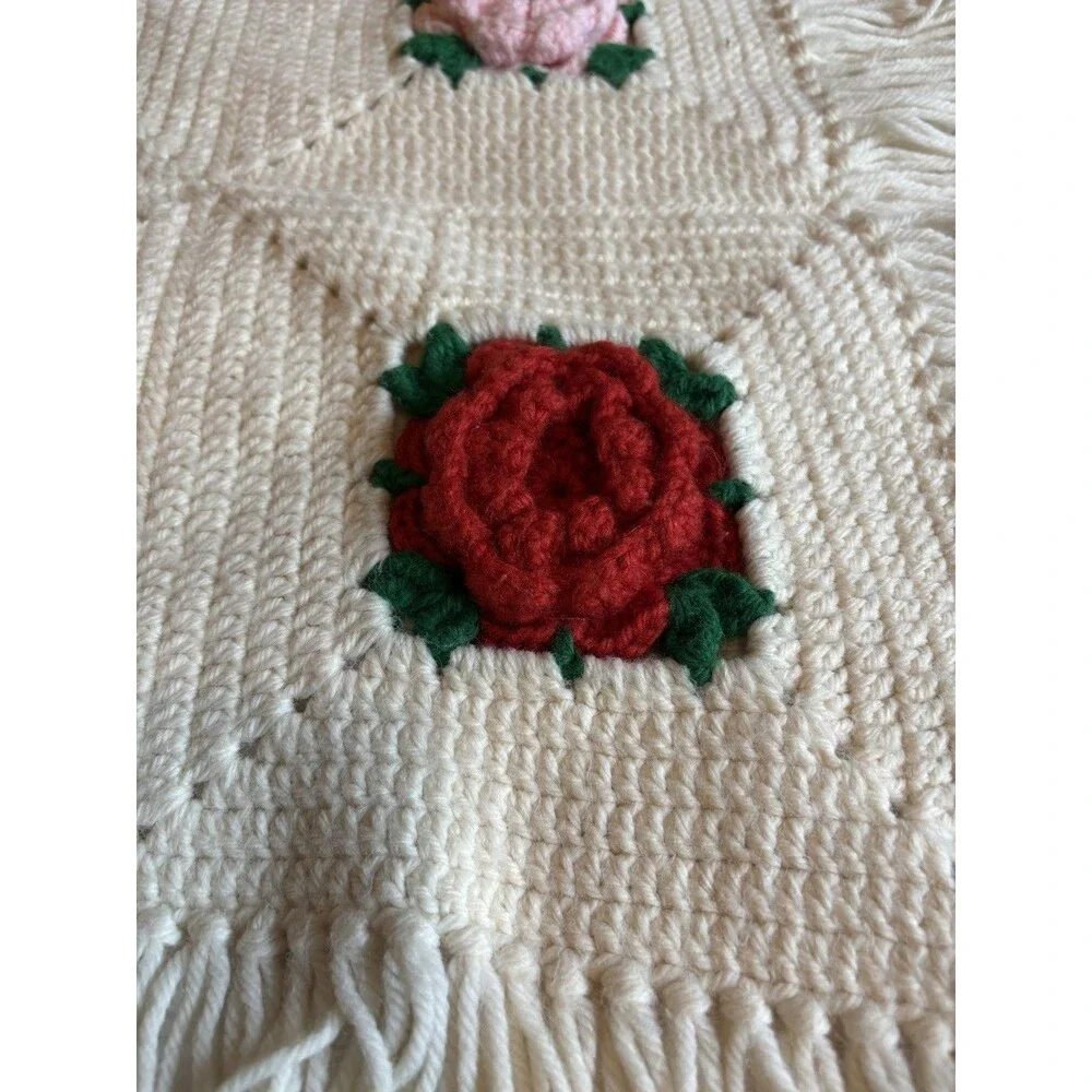 Vintage Hand Crocheted 3D Rose Granny Afghan Throw Blanket w/ Fringe 42